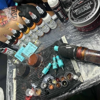 Tattoo Studios informa una demanda creciente entre los clientes más antiguos ...
