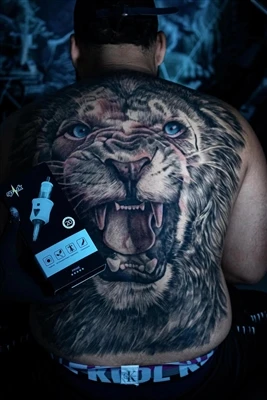 La cultura del tatuaje se convierte en la corriente principal: arte, segurida...