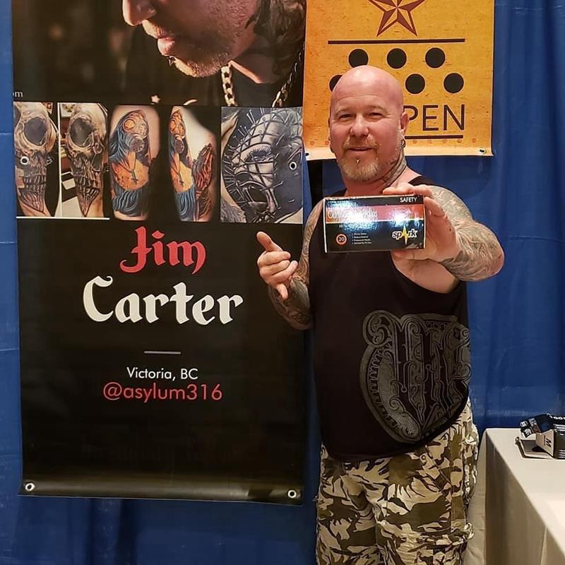Cartuchos de chispas en la Convención de tatuajes Tatlantis 2019
